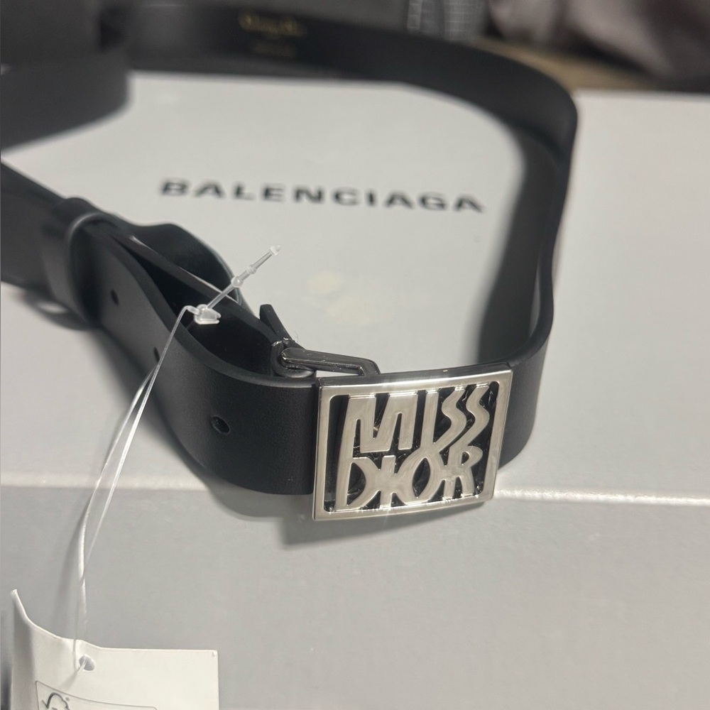 Dior Black Belt Bag with Silver Logo - Picture 2 of 13